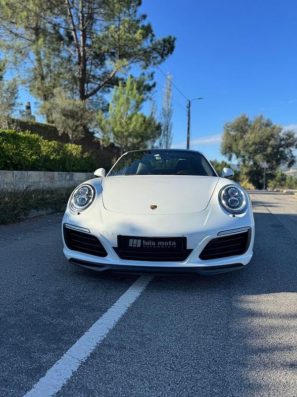 Usado Porsche 911 Carrera Cabriolet 420 HP (308 kW) 2017 Branco Cabrios