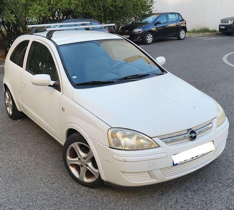 Usado 2004 Opel Corsa | € 1.950 (Bom preço) - Imagem 1/4