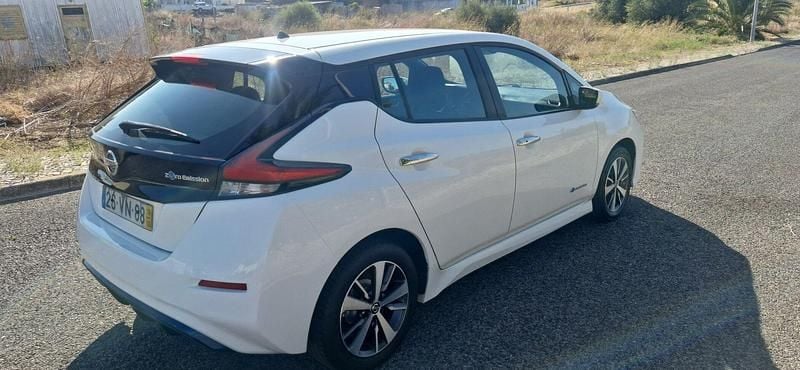 Usado Nissan Leaf Tekna 110 kW (150 HP) 2018 Branco Citadino
