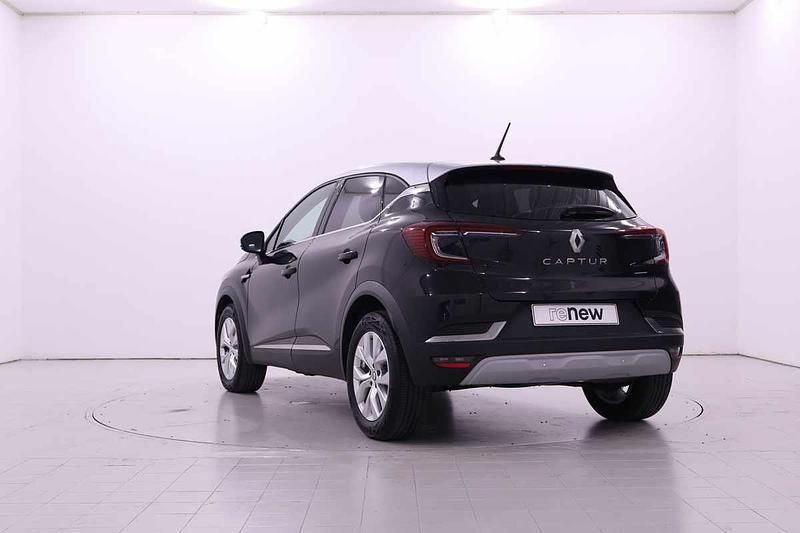 Usado Renault Captur 91 HP (66 kW) 2022 Preto SUV