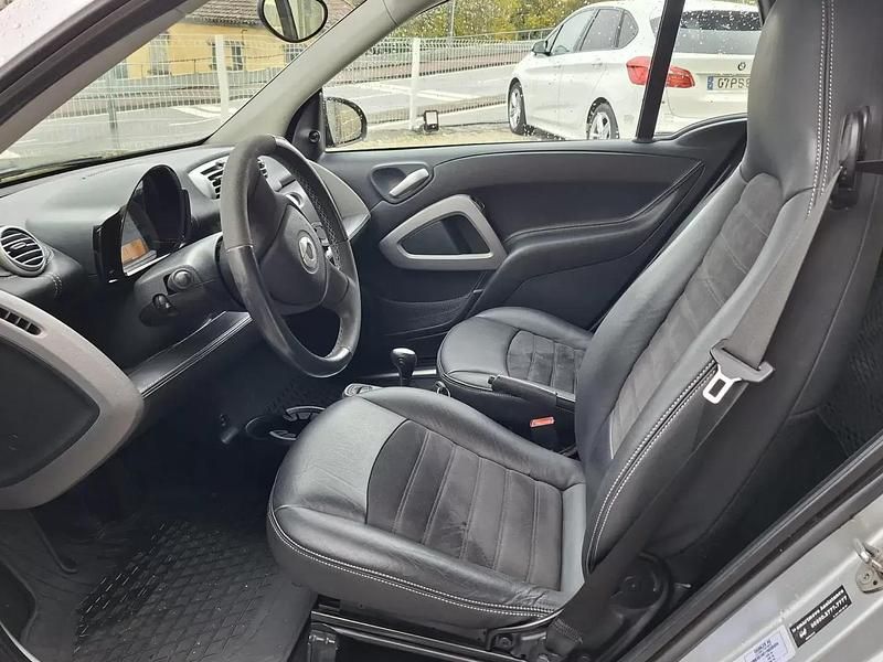 Usado Smart ForTwo Cabrio Passion 54 HP (39 kW) 2013 Preto Cabrios