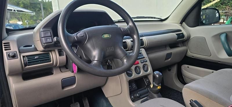 Usado Land Rover Freelander 97 HP (71 kW) 1999 Verde SUV