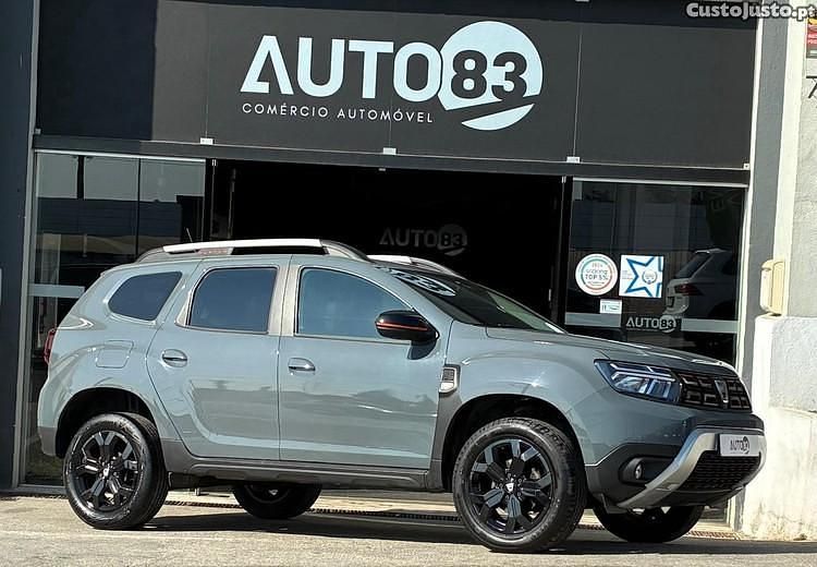 Cinza Usado 2022 Dacia Duster Extreme SUV | € 17.990 (Preço justo) - Imagem 1/1