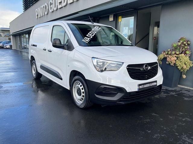 Usado Opel Combo 102 HP (75 kW) 2023 Branco