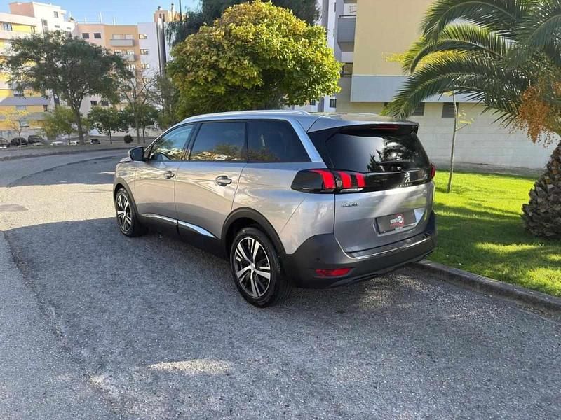 Usado Peugeot 5008 Allure 130 HP (95 kW) 2018 Cinza Monovolume