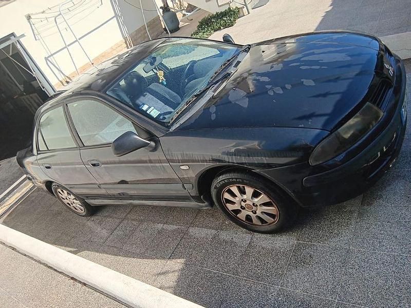 Usado 2002 Mitsubishi Carisma Sedan | € 1.900 - Imagem 1/4