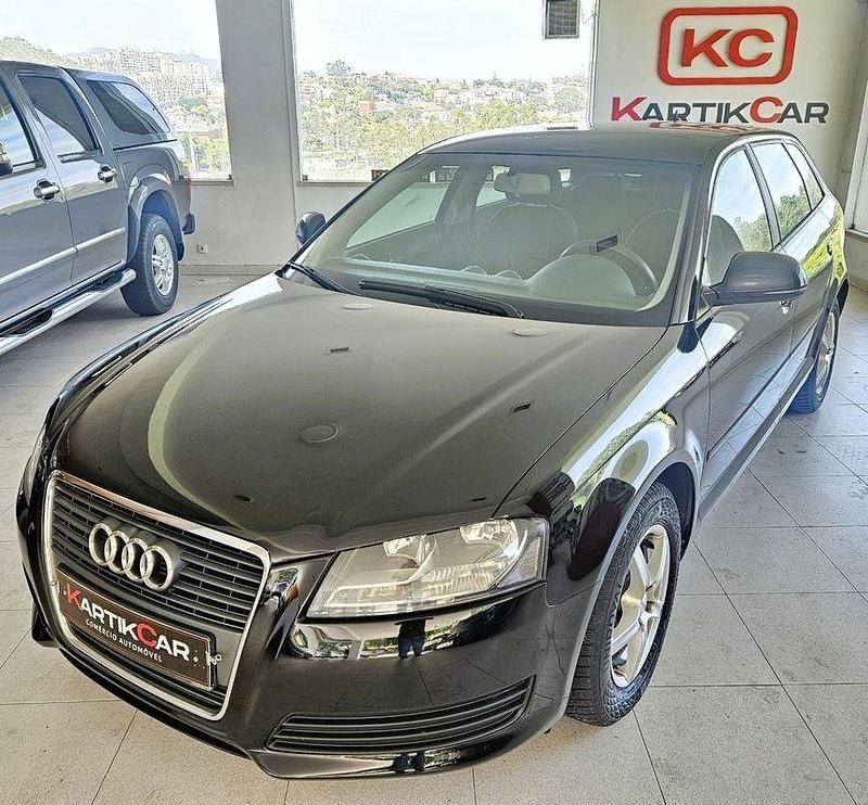 Preto Usado 2010 Audi A3 Ambiente Citadino | € 10.999 (Preço justo) - Imagem 1/4