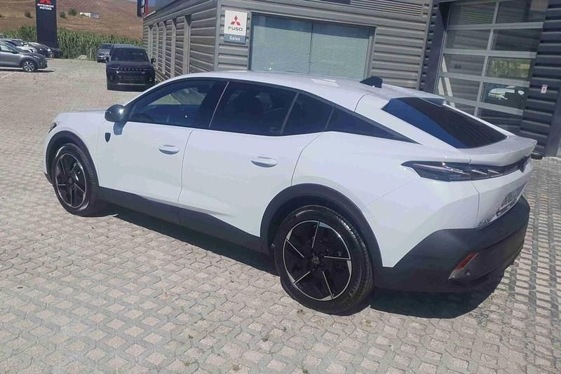 Usado Peugeot e-408 GT 156 kW (213 HP) 2025 Branco SUV