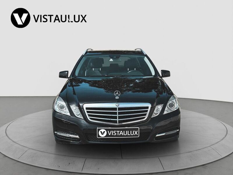 Preto Usado 2012 Mercedes E220 Avantgarde Carrinha | € 15.990 (Preço justo) - Imagem 1/4