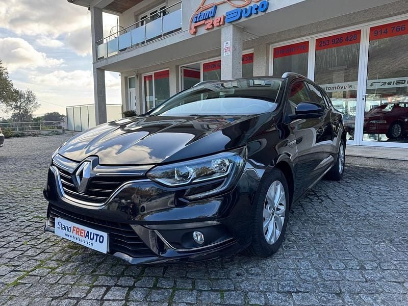 Preto Usado 2018 Renault Mégane GrandTour LIMITED Carrinha | € 12.990 (Preço justo) - Imagem 1/4