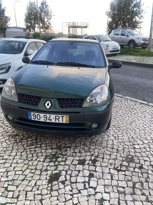 Usado 2001 Renault Clio II Sedan | € 1.900 (Preço elevado) - Imagem 1/4