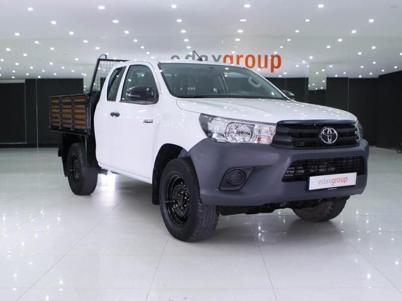 Branco Usado 2018 Toyota HiLux Pickup | € 31.490 (Bom preço) - Imagem 1/4