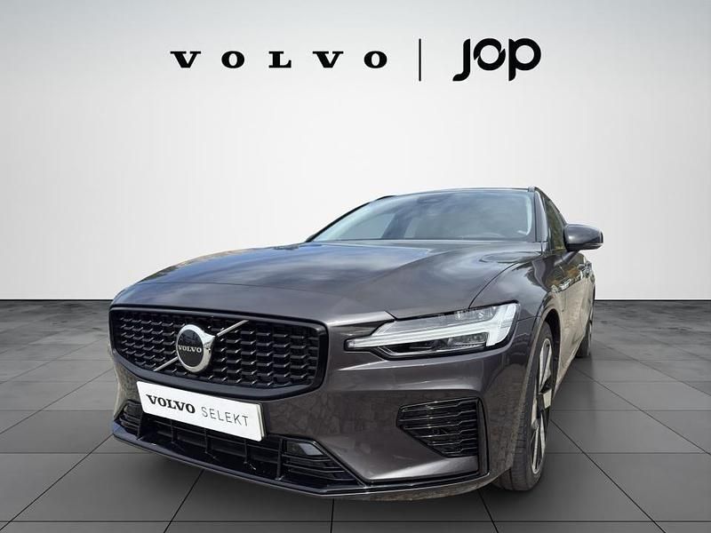 Cinzento Usado 2024 Volvo V60 Plus Carrinha | € 46.125 (Bom preço) - Imagem 1/4