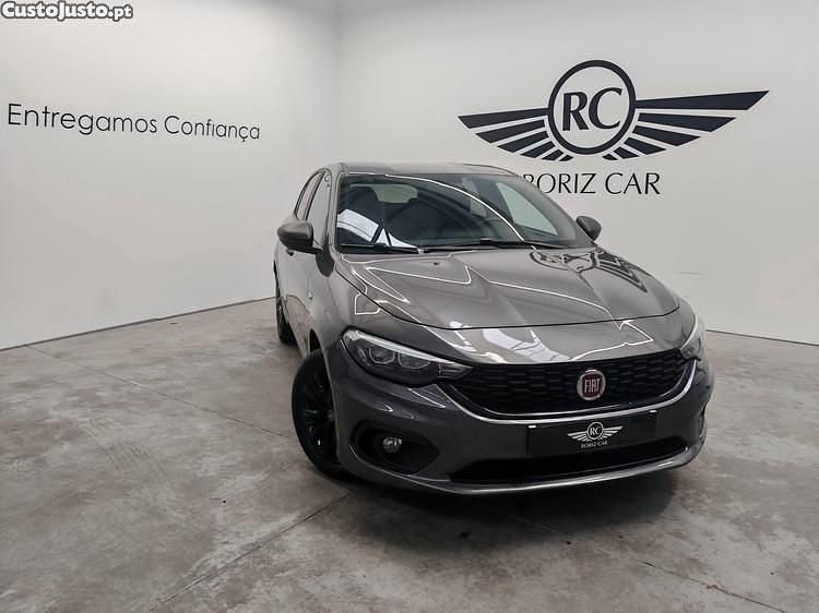 Cinza Usado 2020 Fiat Tipo Street Citadino | € 11.890 (Preço elevado) - Imagem 1/1