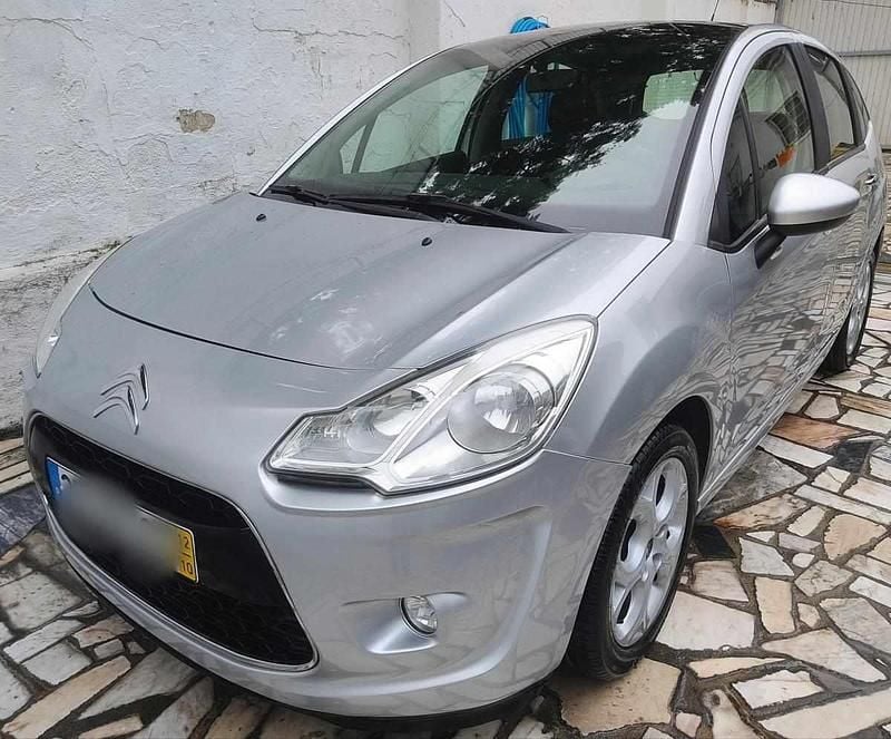 Usado Citroën C3 82 HP (60 kW) 2012 Cinzento Citadino