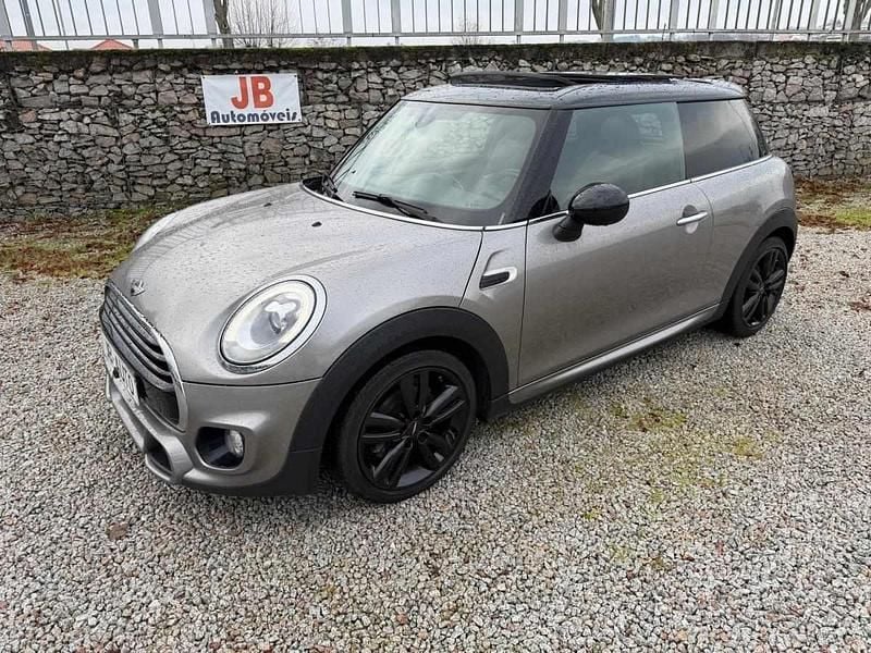 Cinzento Usado 2017 Mini Cooper Citadino | € 15.650 (Preço justo) - Imagem 1/4