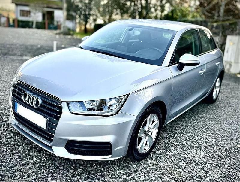 Usado 2015 Audi A1 Sportback Citadino | € 8.990 (Bom preço) - Imagem 1/4