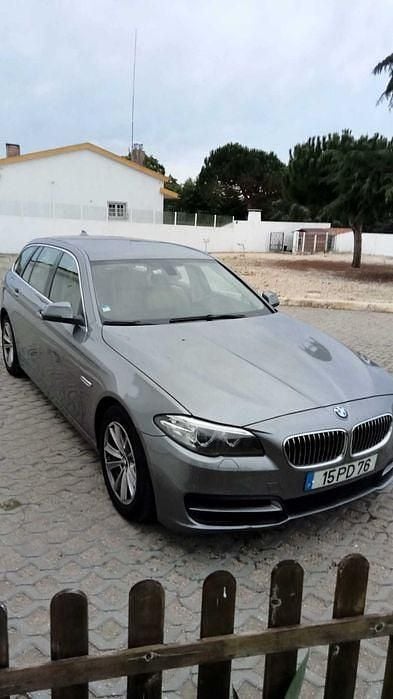 Cinzento Usado 2014 BMW 520 Carrinha | € 12.980 (Super Preço) - Imagem 1/4