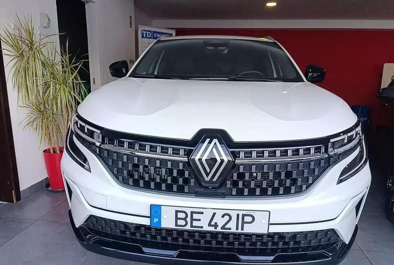 Branco Usado 2023 Renault Austral Evolution SUV | € 34.600 (Preço justo) - Imagem 1/4
