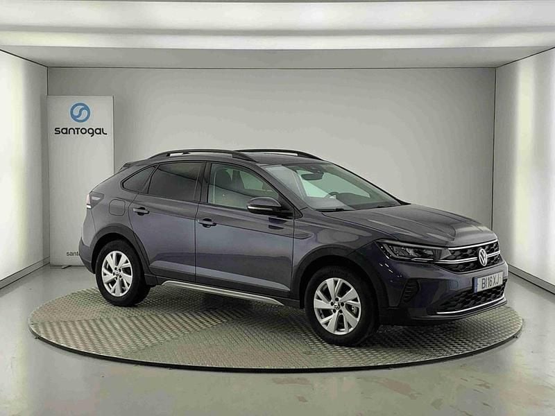 Cinzento Usado 2024 VW Taigo SUV | € 19.990 (Preço justo) - Imagem 1/4