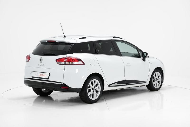 Usado Renault Clio IV 90 HP (66 kW) 2018 Branco Carrinha