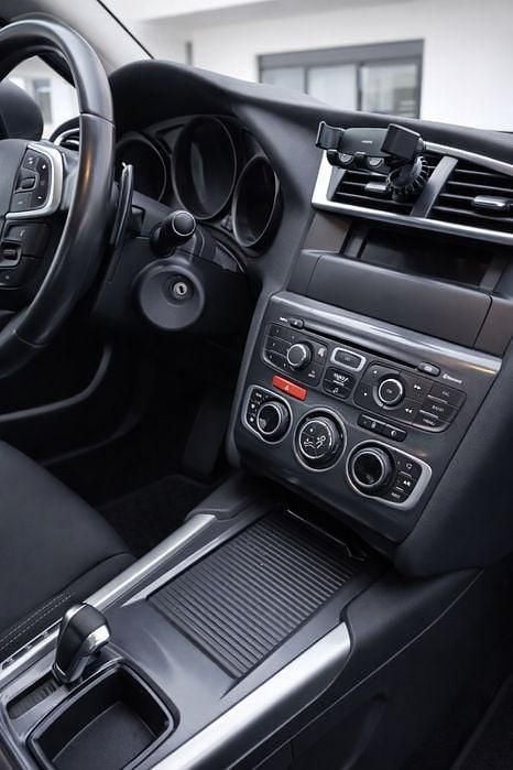 Usado Citroën C4 116 HP (85 kW) 2011 Sedan