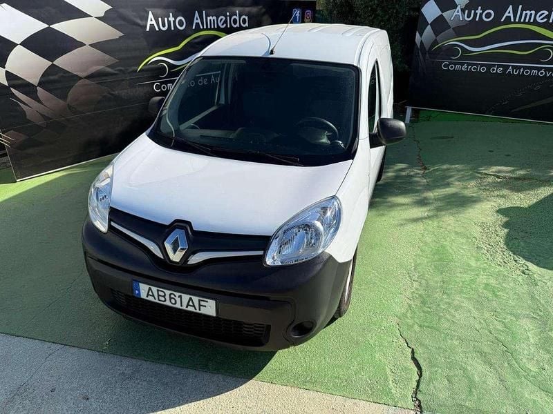Branco Usado 2020 Renault Kangoo Monovolume | € 11.750 (Preço justo) - Imagem 1/4