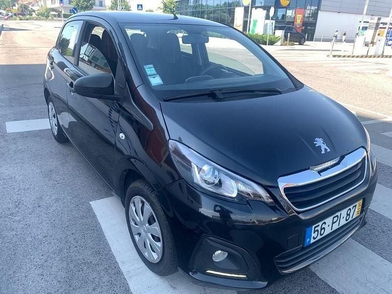 Preto Usado 2014 Peugeot 108 Citadino | € 6.900 (Bom preço) - Imagem 1/4