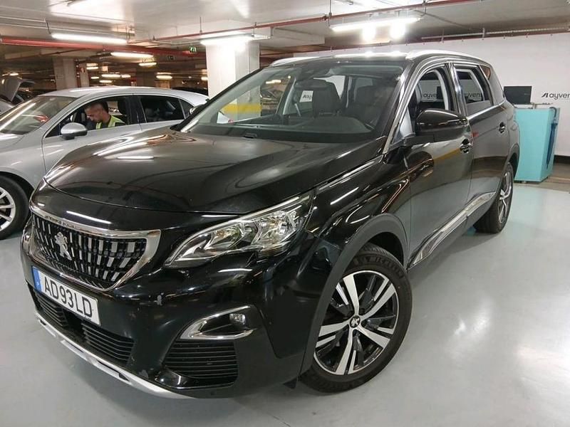 Preto Usado 2020 Peugeot 5008 Monovolume | € 18.980 (Preço justo) - Imagem 1/4