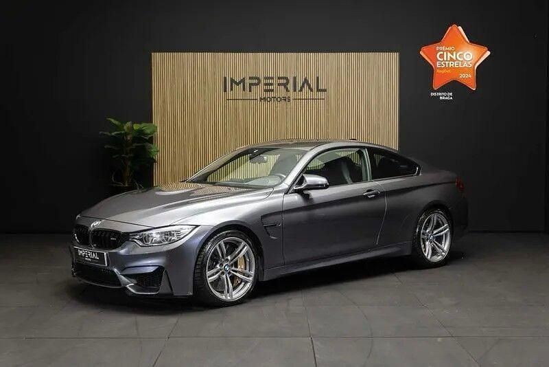 Usado BMW M4 431 HP (317 kW) 2015 Cinza Coupé