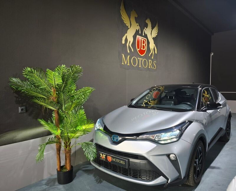 Cinza Usado 2022 Toyota C-HR Comfort SUV | € 24.900 (Super Preço) - Imagem 1/4