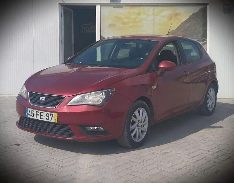 Usado Seat Ibiza Reference 75 HP (55 kW) 2014 Vermelho