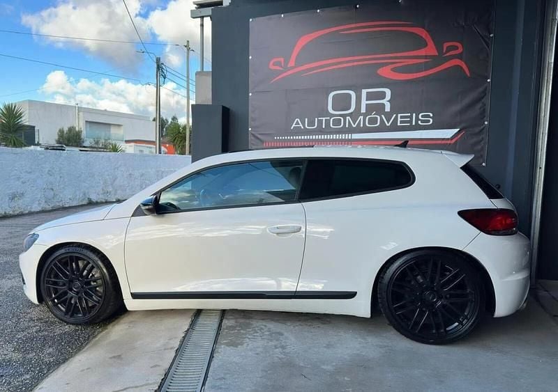 Branco Usado 2009 VW Scirocco Coupé | € 14.500 (Caro) - Imagem 1/4