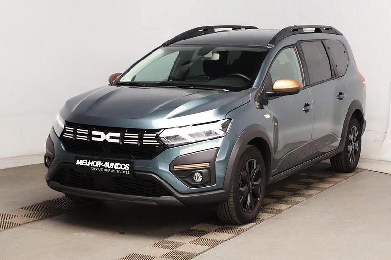 Verde Usado 2024 Dacia Jogger Extreme Monovolume | € 24.750 (Preço elevado) - Imagem 1/4