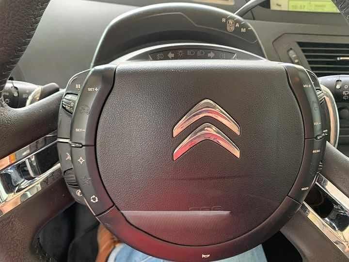 Usado Citroën C4 111 HP (81 kW) 2012 Preto