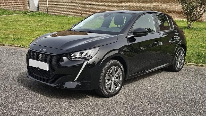 Usado Peugeot e-208 100 kW (136 HP) 2023 Citadino