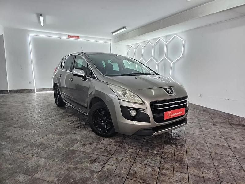Usado Peugeot 3008 200 HP (147 kW) 2013 Dourado Carrinha