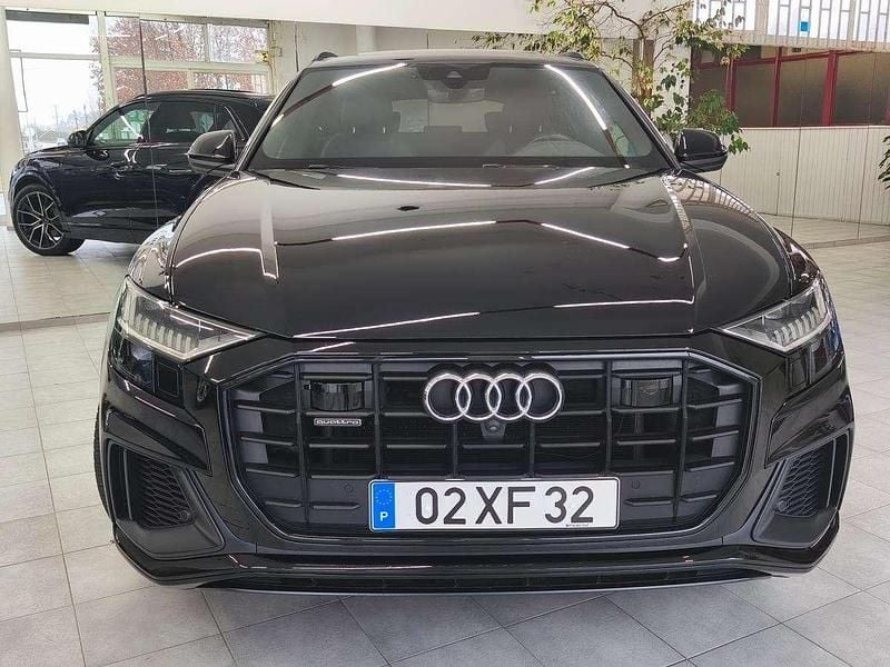 Usado Audi Q8 286 HP (210 kW) 2019 Preto SUV
