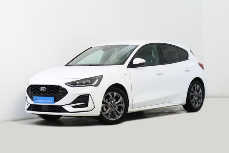 Branco Usado 2022 Ford Focus | € 19.900 (Preço justo) - Imagem 1/4
