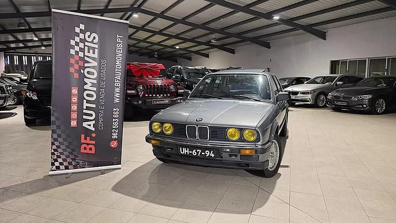 Cinza Usado 1985 BMW 318 Sedan | € 9.900 - Imagem 1/4