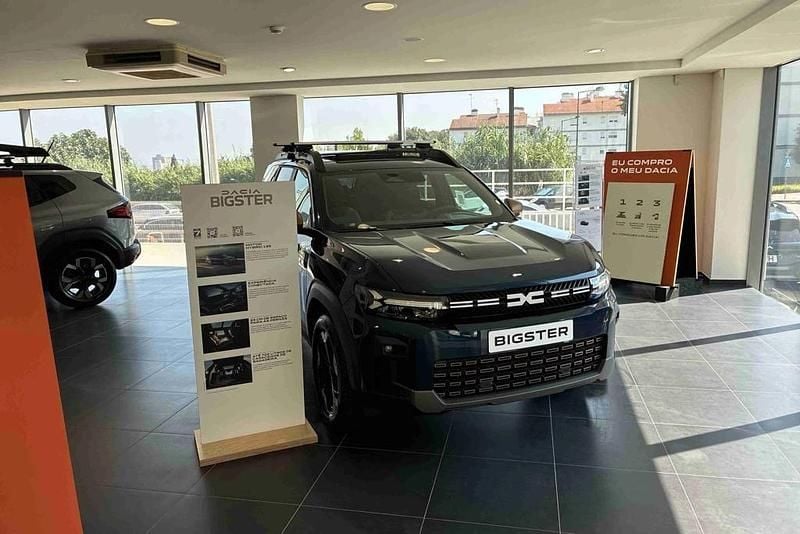 Vermelho Novo 2025 Dacia Bigster Extreme SUV | € 31.940 - Imagem 1/4