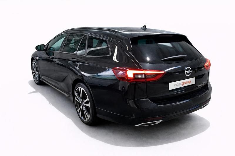 Usado Opel Insignia 174 HP (127 kW) 2022 Preto Carrinha