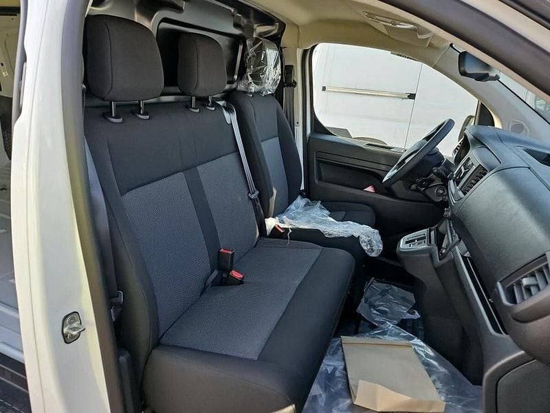 Usado Citroën e-Jumpy 100 kW (136 HP) 2023 Branco Monovolume