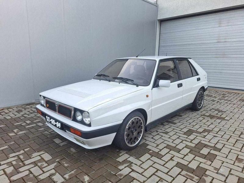 Branco Usado 1990 Lancia Delta Citadino | € 52.500 - Imagem 1/4