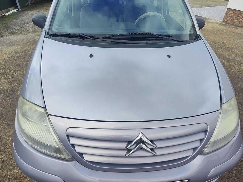Usado 2003 Citroën C3 Sedan | € 3.000 (Preço justo) - Imagem 1/4
