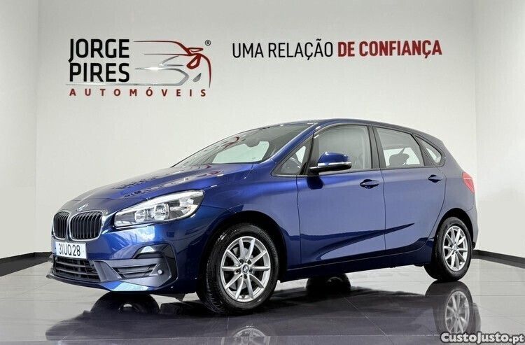 Azul Usado 2018 BMW 216 Active Tourer Advantage Monovolume | € 16.990 (Preço justo) - Imagem 1/1