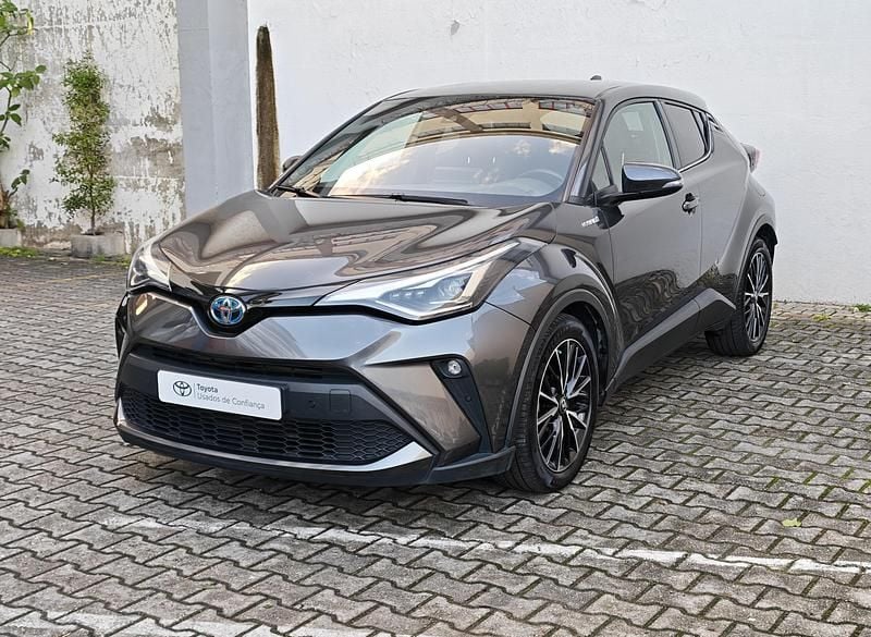 Cinza (pintura metalizada) Usado 2019 Toyota C-HR Luxury SUV | € 23.900 - Imagem 1/4