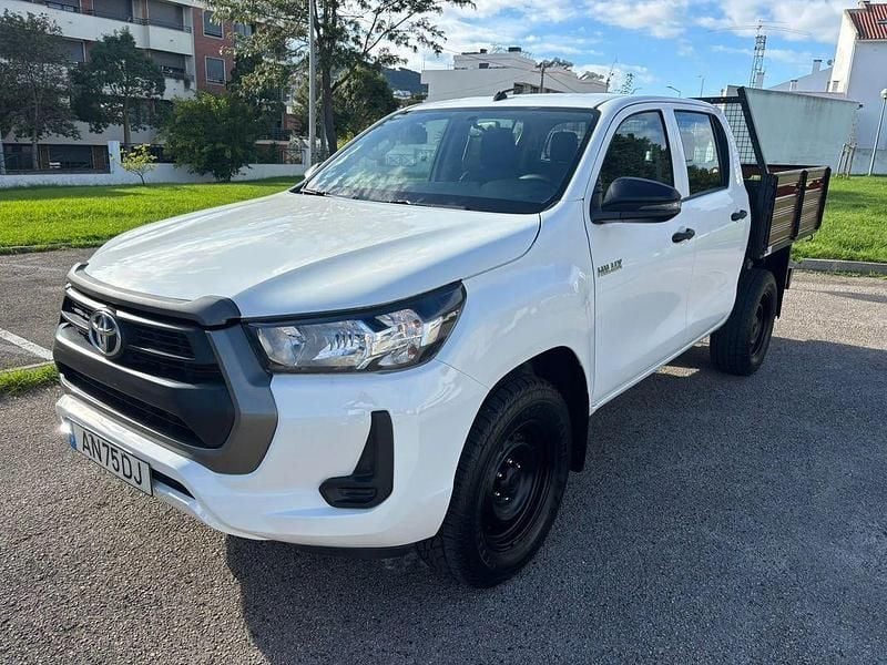 Usado Toyota HiLux 150 HP (110 kW) 2022 Branco Pickup