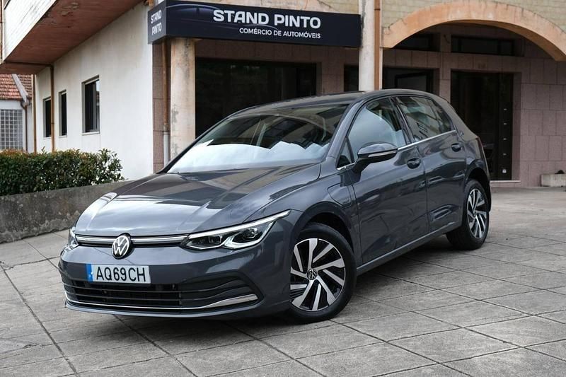 Cinza Usado 2022 VW Golf VIII | € 25.900 - Imagem 1/4