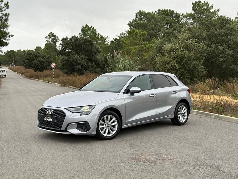 Usado Audi A3 Attraction 116 HP (85 kW) 2021 Cinza Sedan